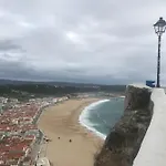 Nyaraló O Sitio Do Mundo - Novo Na Nazaré