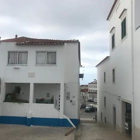 O Sitio Do Mundo - Novo Na * Nazaré